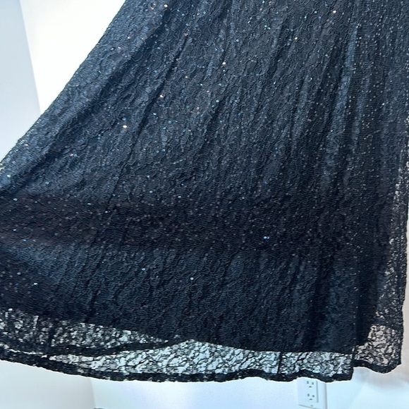 S.L.N.Y Fashions Women's Midi Length Sequin Lace Fit n Flare Dress plus 14 black - Picture 5 of 9